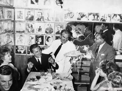 Kirk Douglas  Barbara Rush